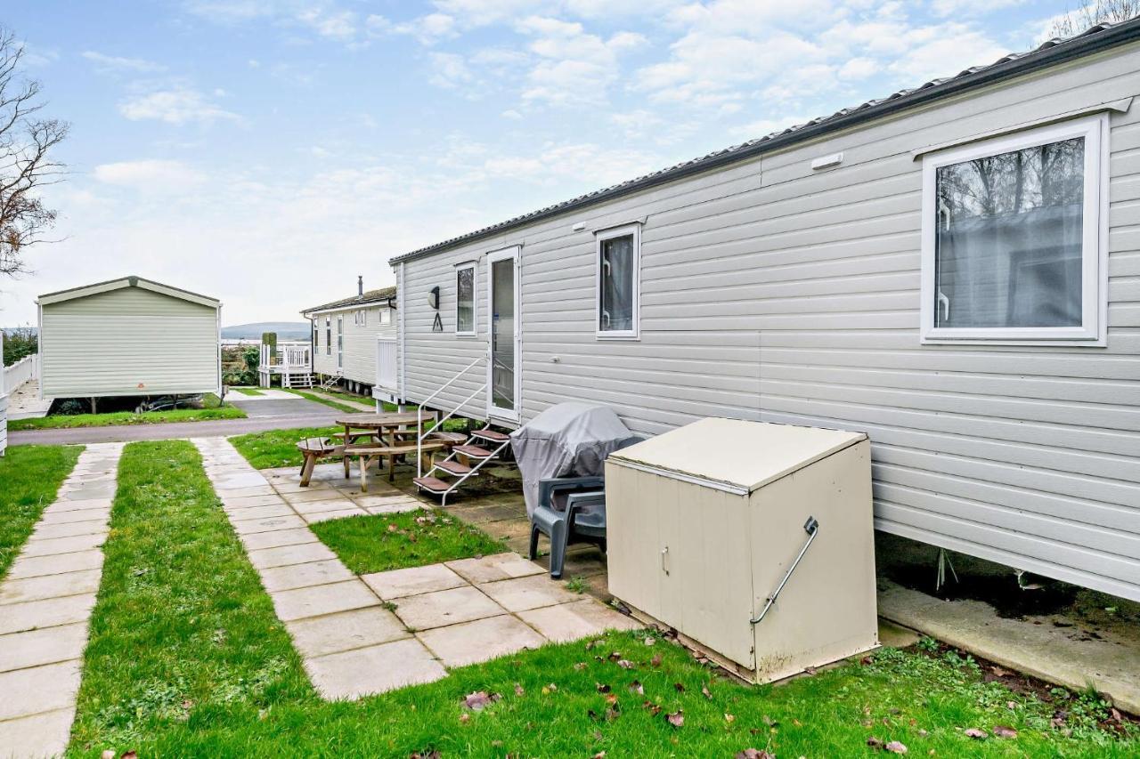 Sea La Vie Lodge, Rockley Park Holiday Park, Poole, Dorset Екстер'єр фото