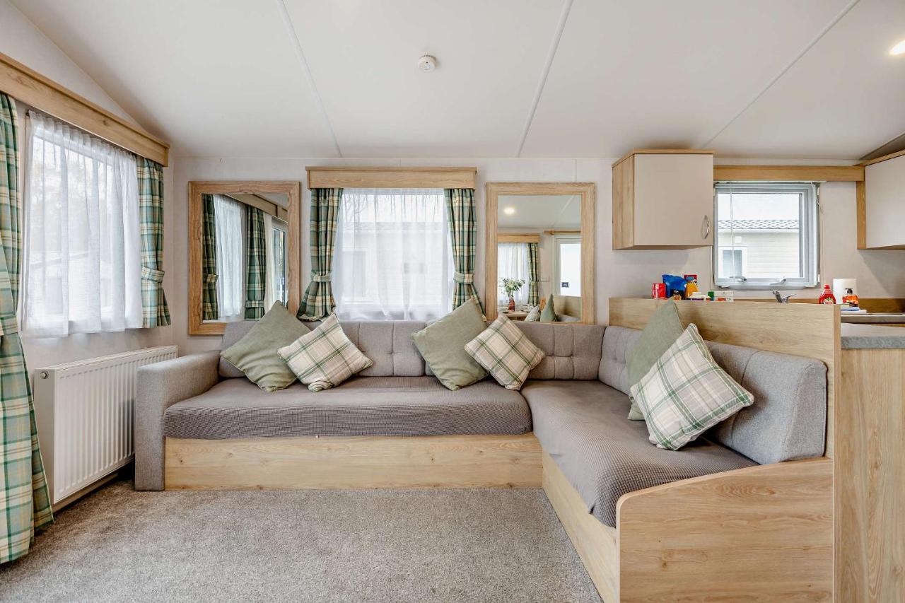 Sea La Vie Lodge, Rockley Park Holiday Park, Poole, Dorset Екстер'єр фото